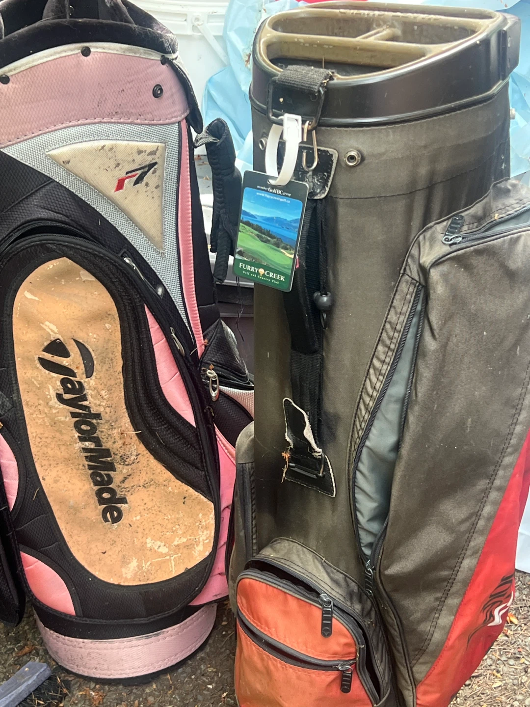 TaylorMade Pink Golf Bag