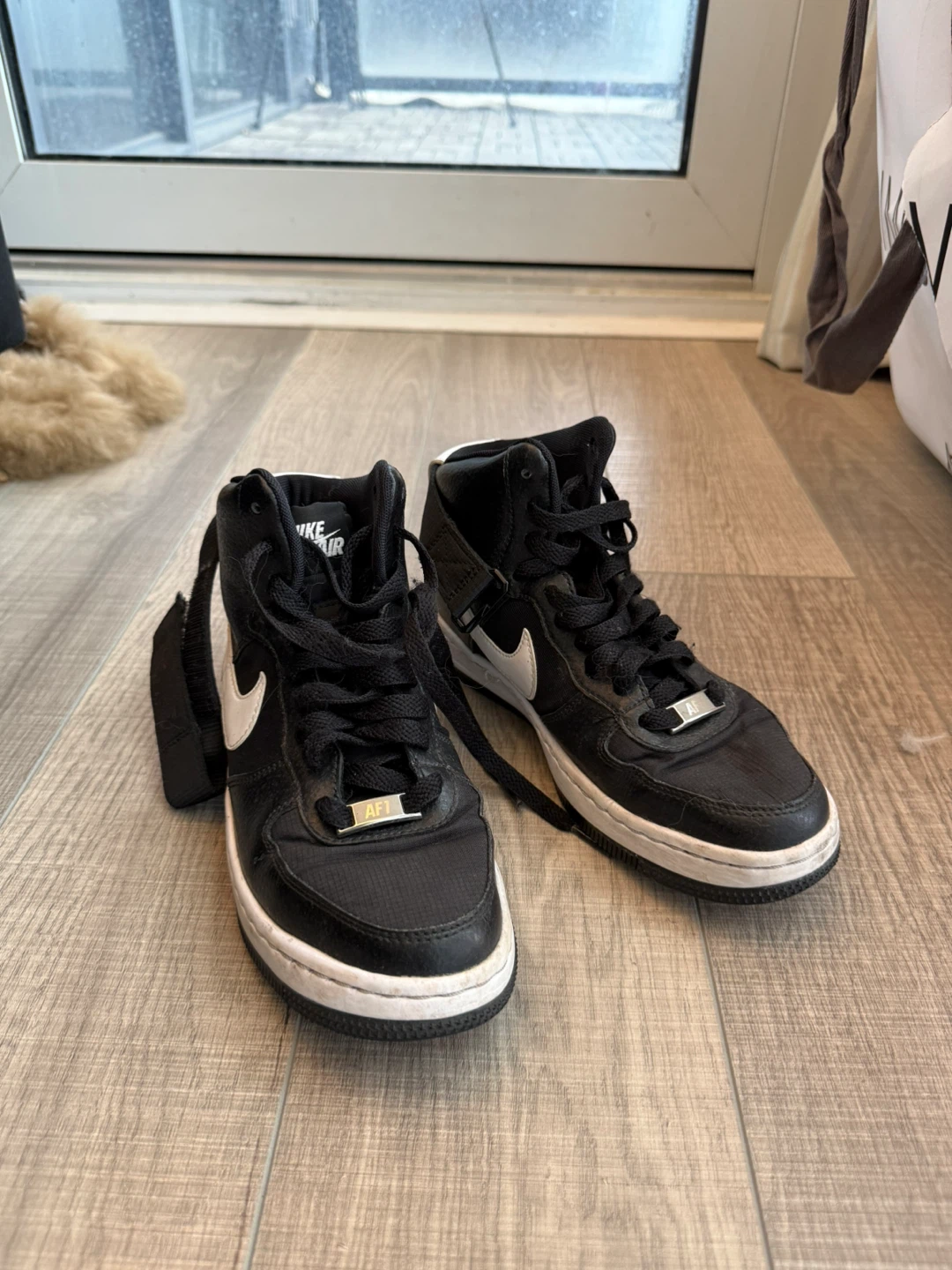 Nike Air Force 1 High Top Sneakers