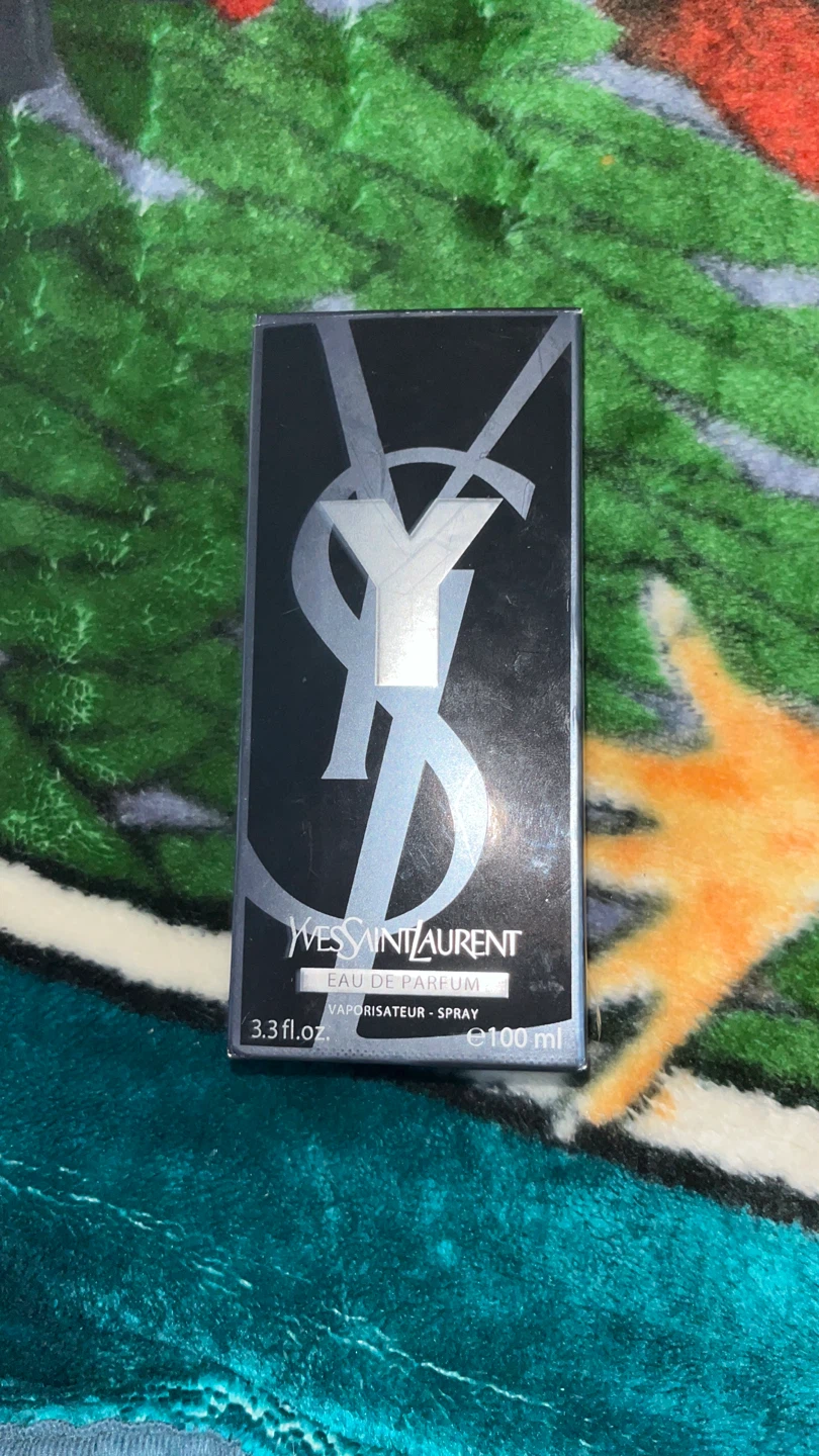 Yves Saint Laurent Eau de Parfum Spray 3.3 fl oz / 100 ml