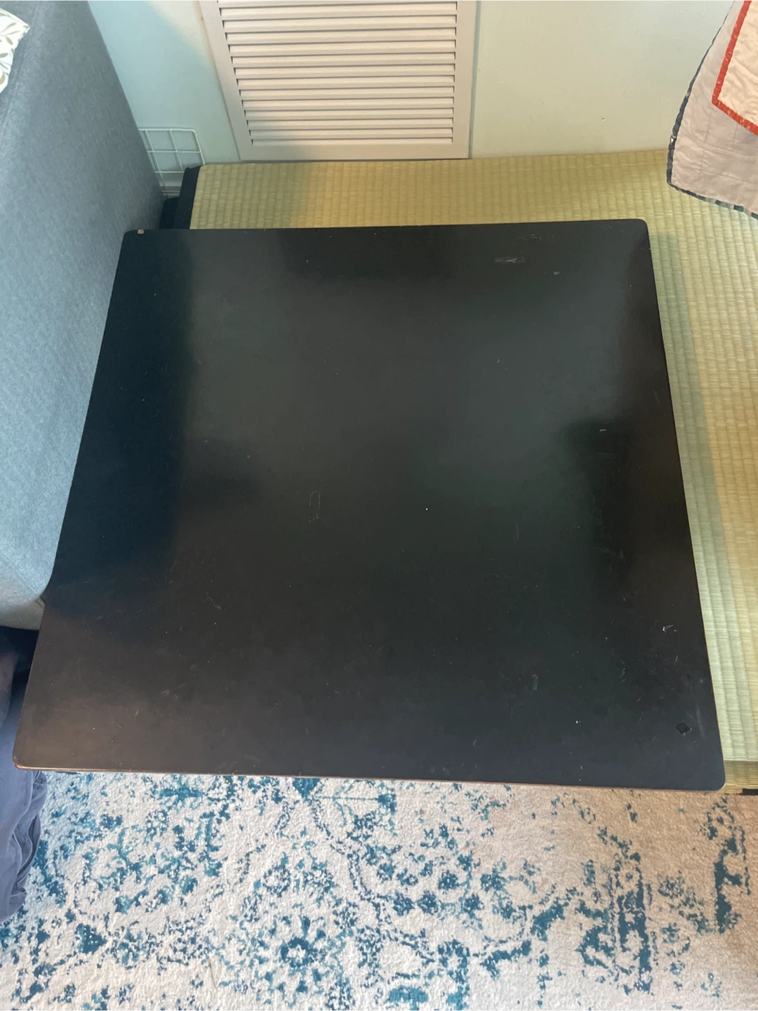 Black Korean Tea Table