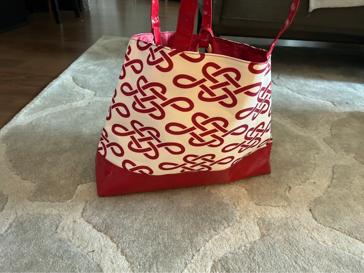 Red and White Patterned Tote Bag with Matching Pouch - photo 3
