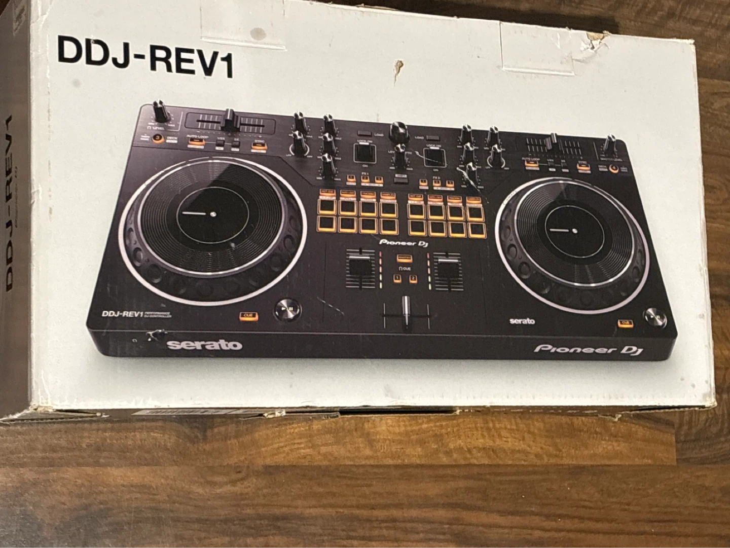 Pioneer DJ DDJ-REV1 Serato DJ Controller