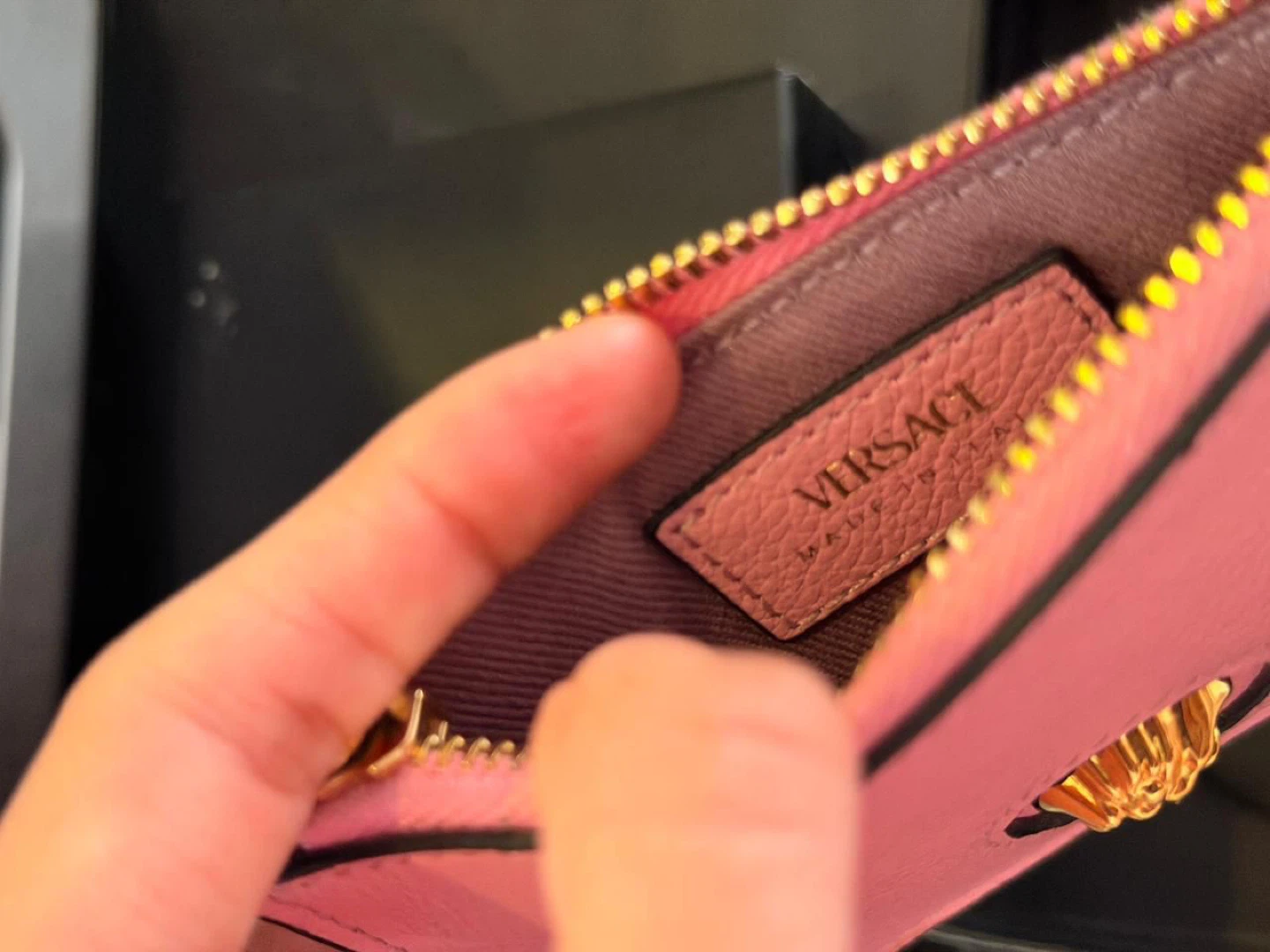 Versace Pink Leather Card Holder - photo 2