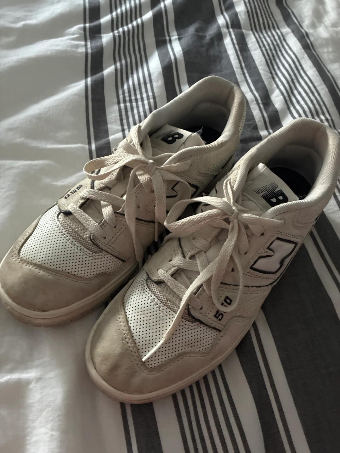 New Balance 550 White Cream Sneakers