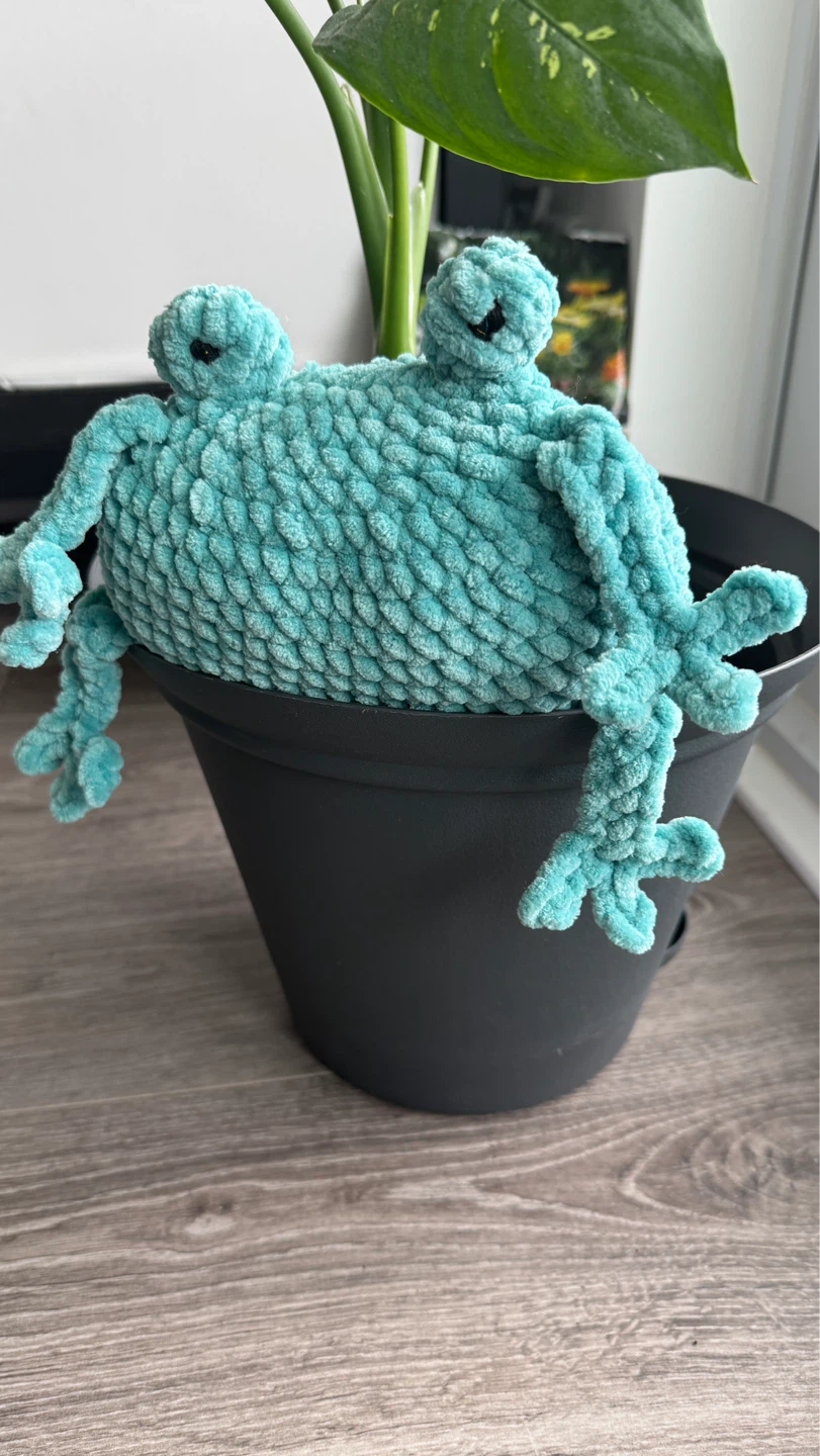 Handmade Teal Crochet Frog Plush Toy - photo 2
