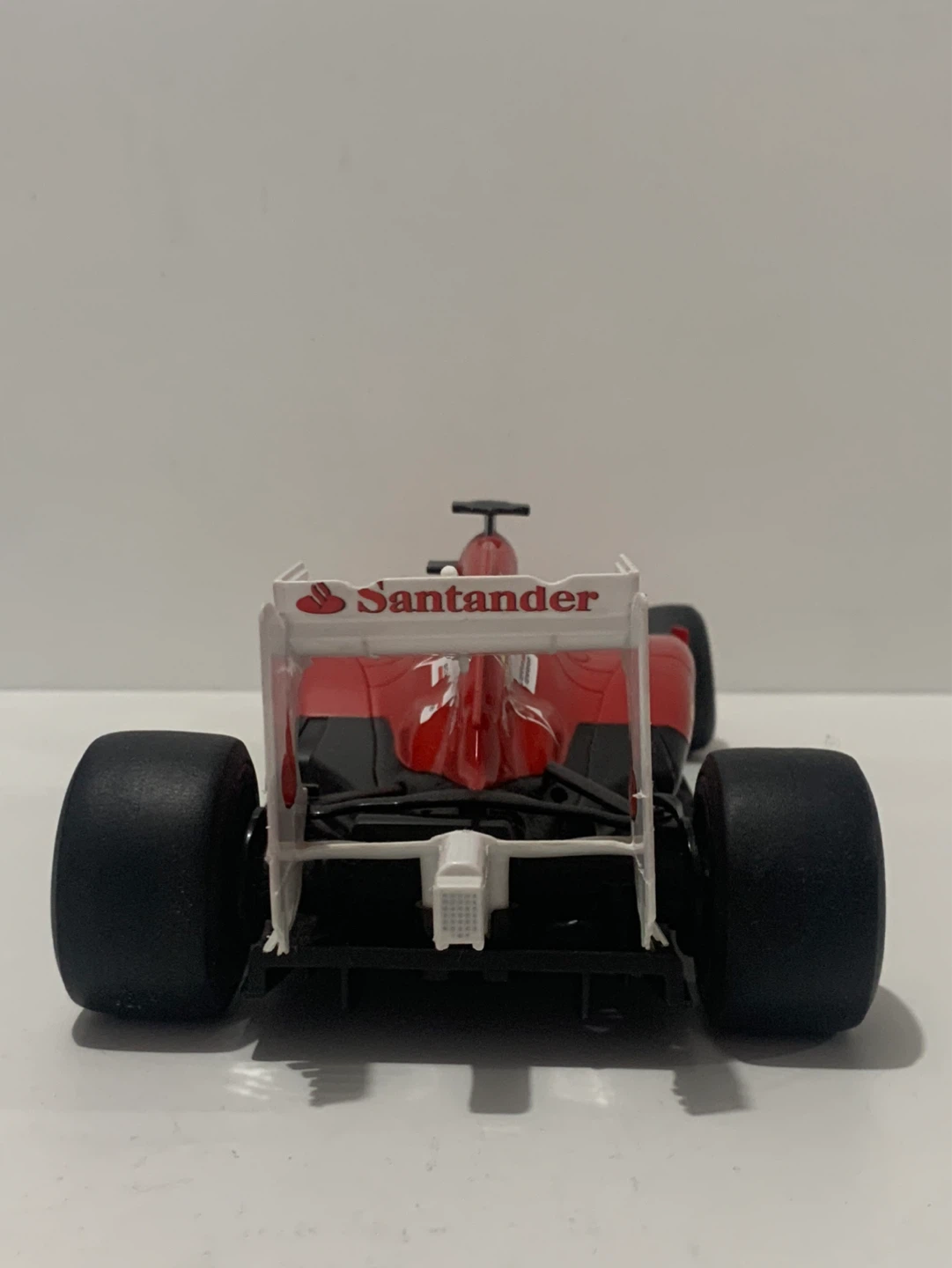 RC Ferrari  Formula Race Car – Model F138 - photo 4