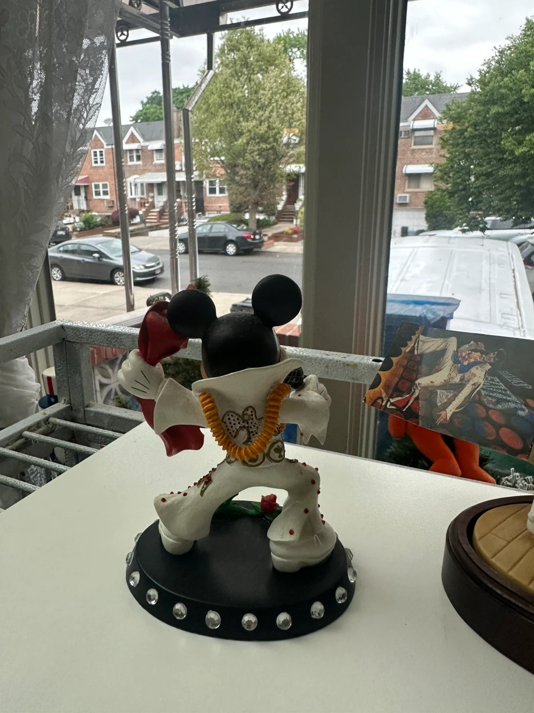 Disney Mickey Mouse Jumpsuit Salute Tribute Figurine - photo 2