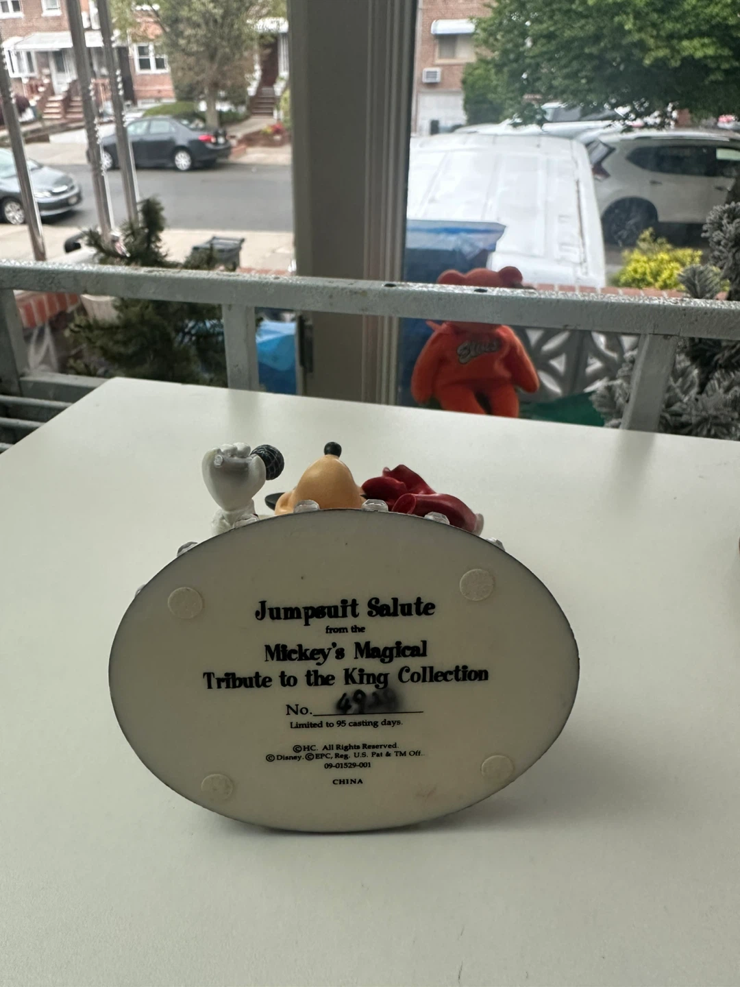 Disney Mickey Mouse Jumpsuit Salute Tribute Figurine - photo 5