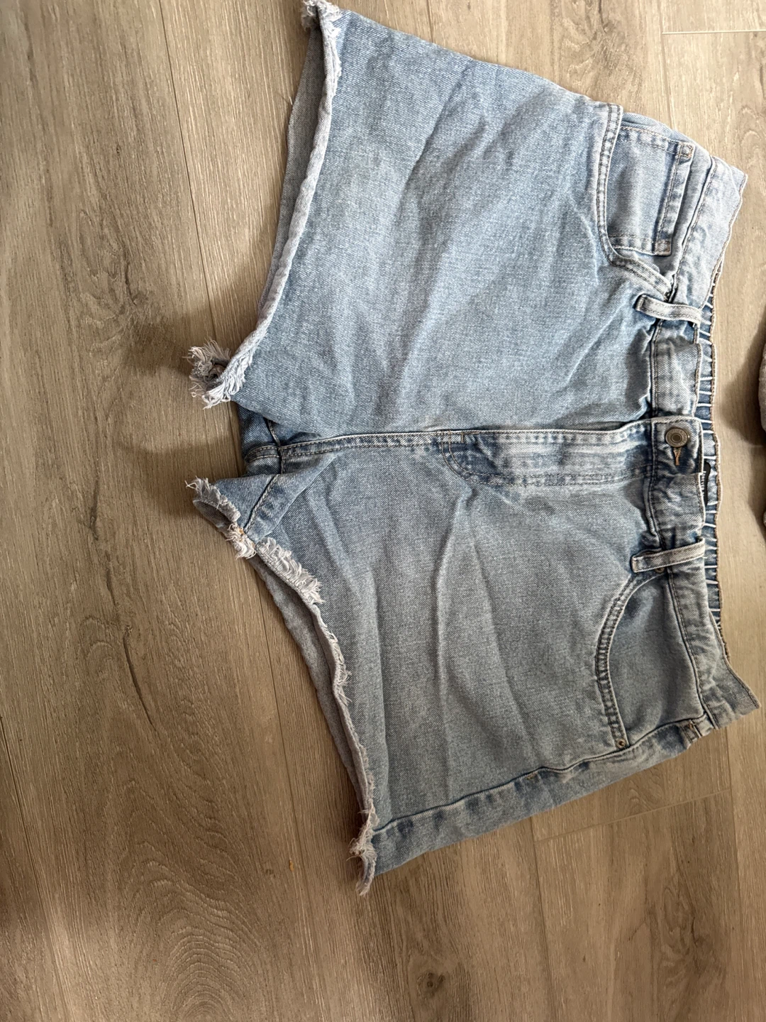 Light Wash Denim Cut-off Shorts