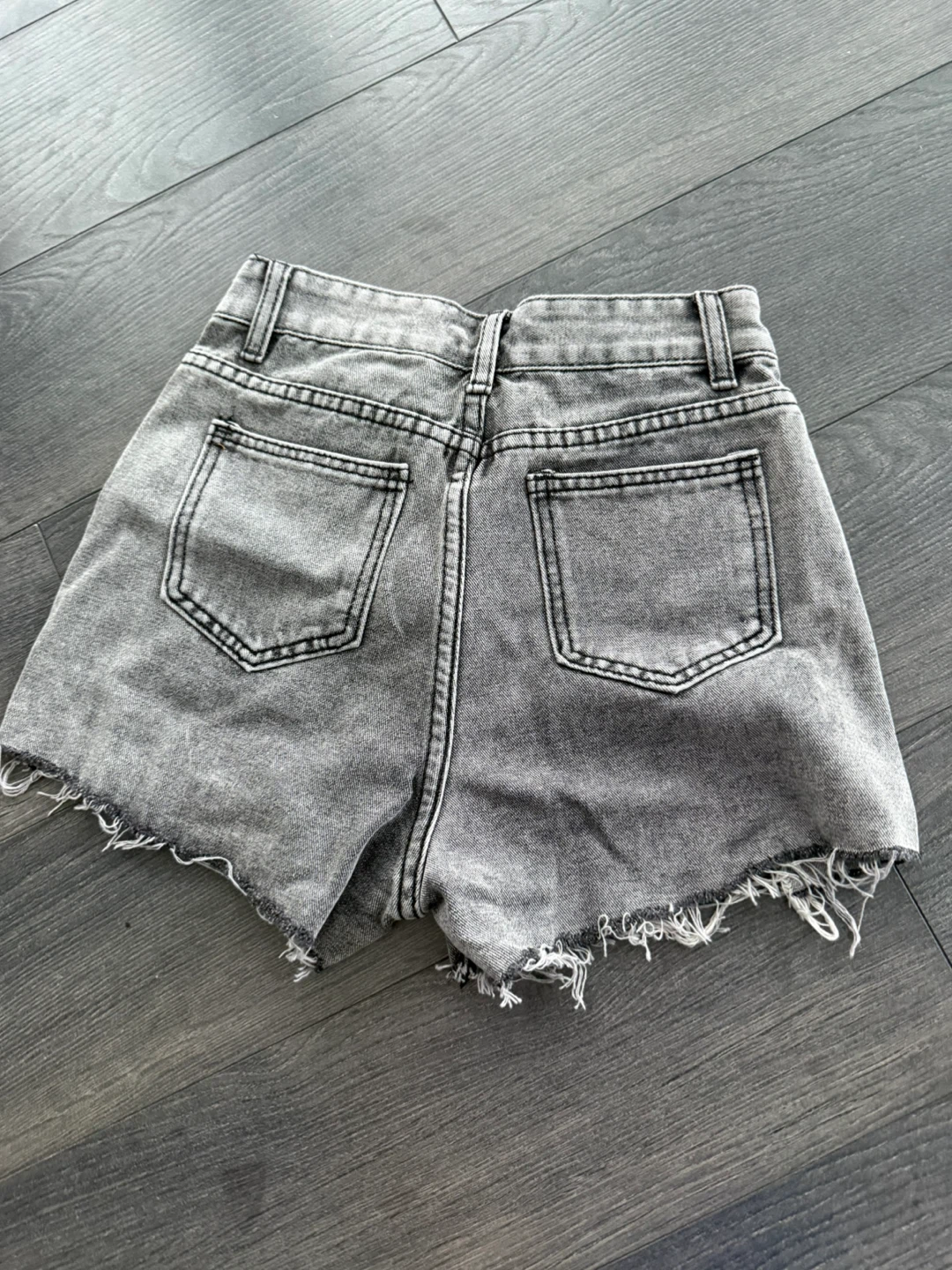 Grey Distressed Denim Shorts (21inch-22) - photo 2