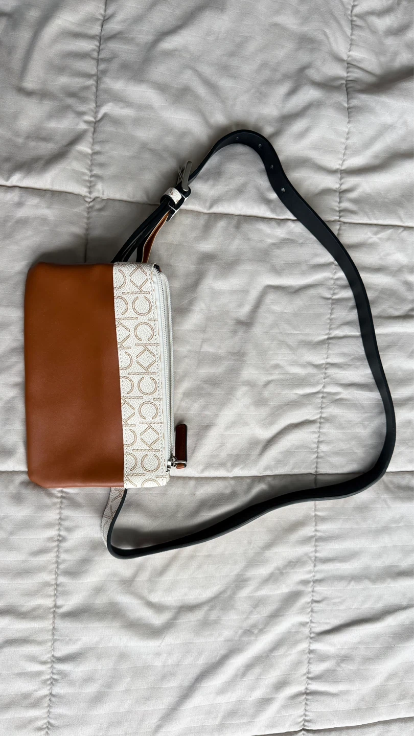 Calvin Klein Logo Print Belt Bag