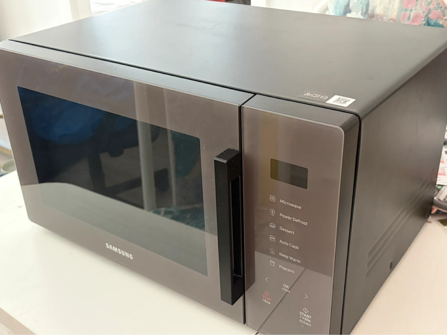Samsung 1.1 cu ft Countertop Microwave - Charcoal - photo 2