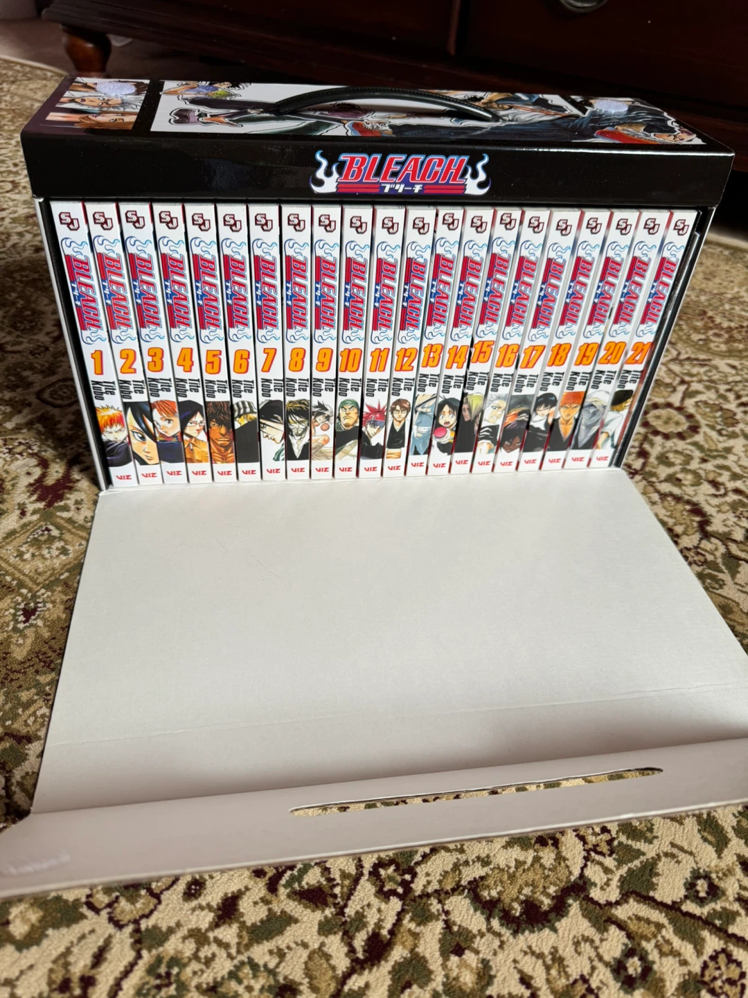 Bleach Manga Box Set - photo 2