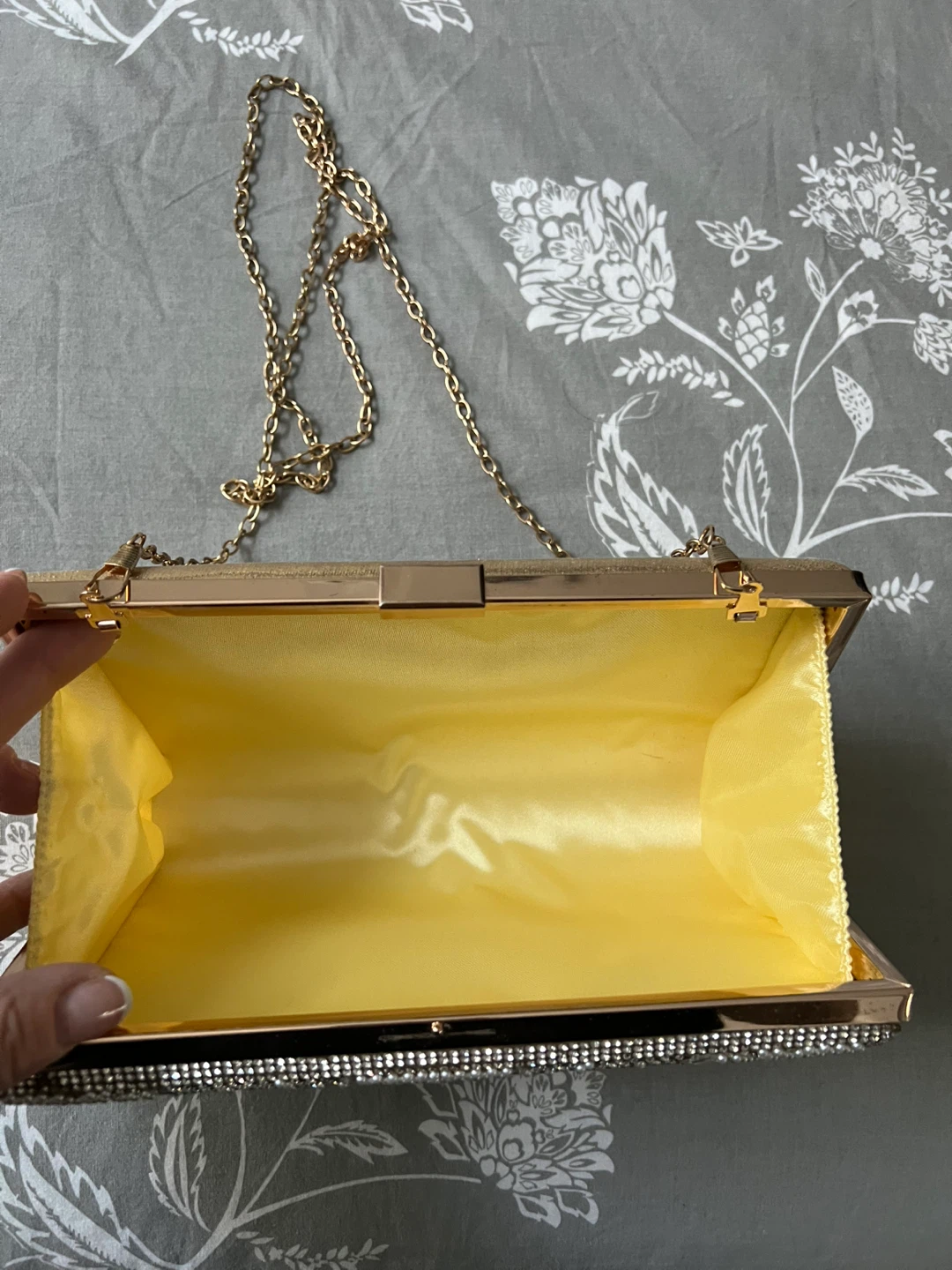 Sparkly Evening Clutch Bag with Chain Strap - photo 2