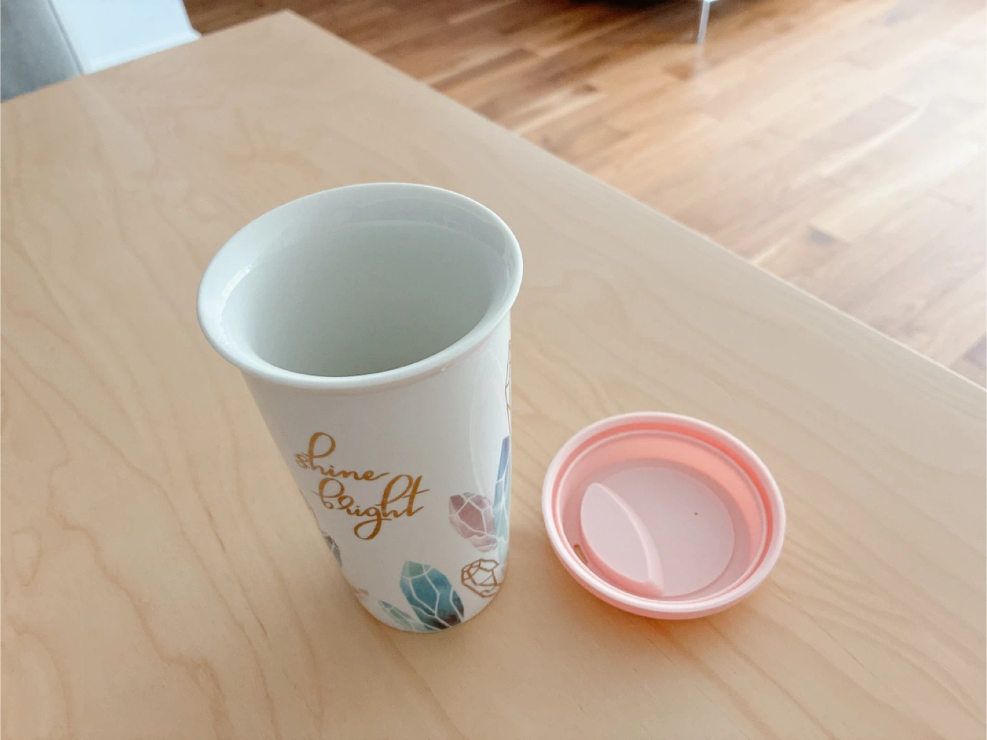 Ceramic Travel Mug with Pink Lid - photo 4