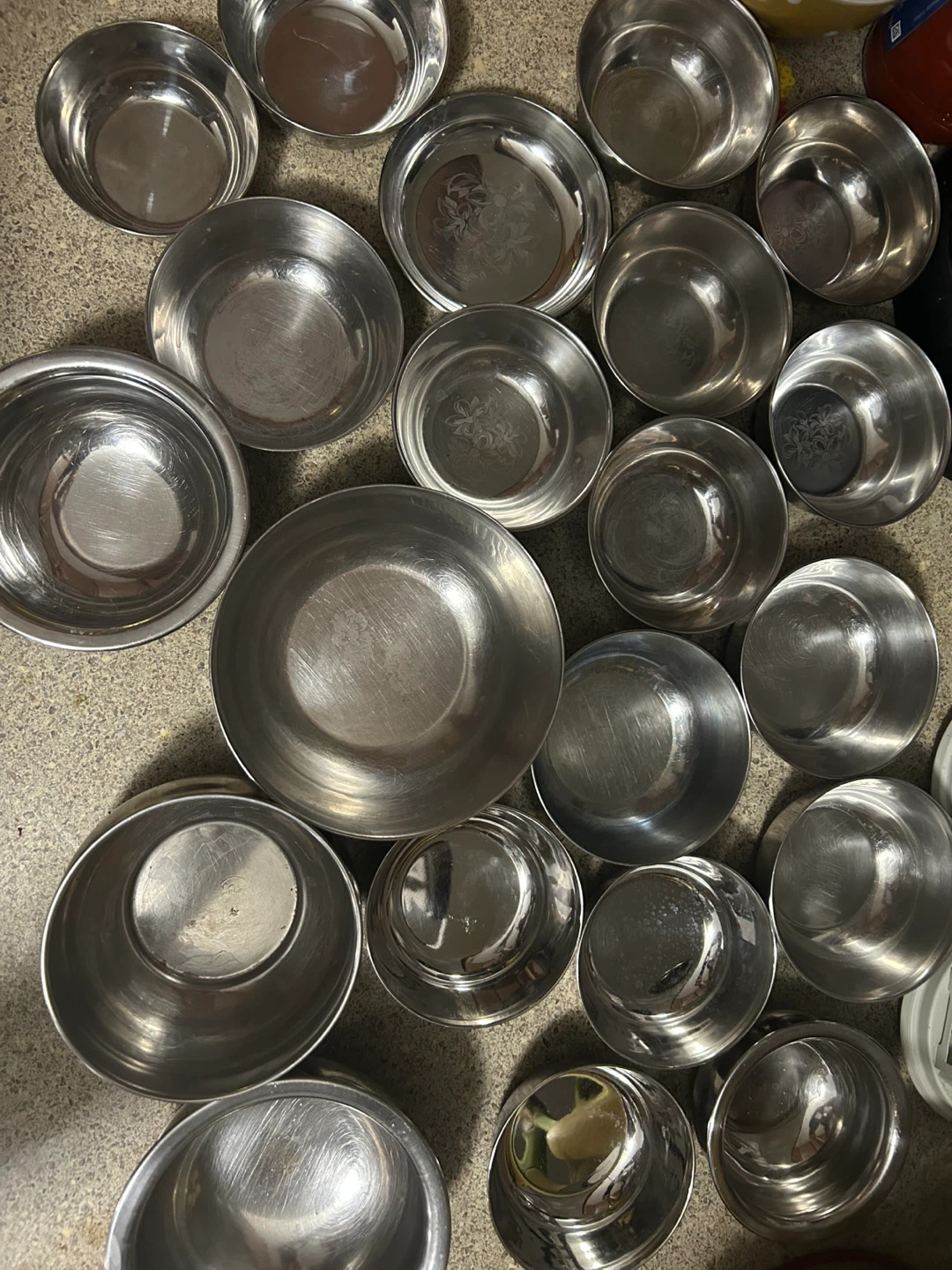 Set of Stainless Steel Mixing Bowls