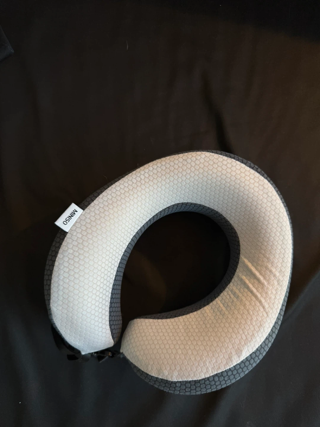 MINISO Neck Pillow Travel Pillow - photo 4
