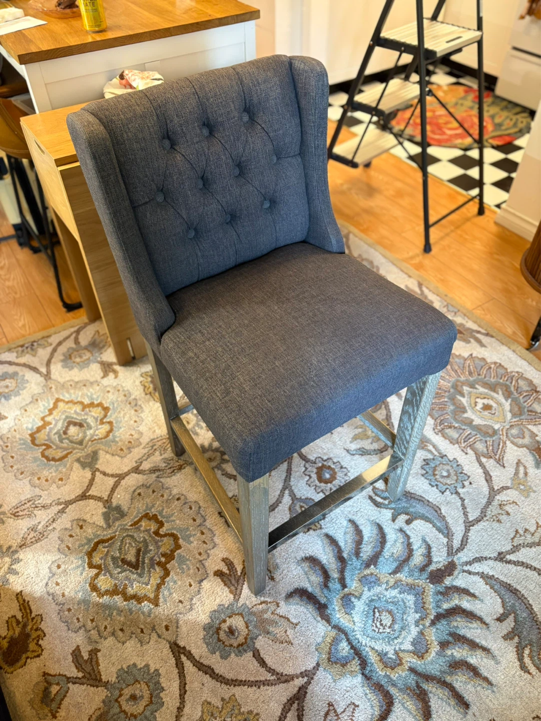 Countertop stool chair