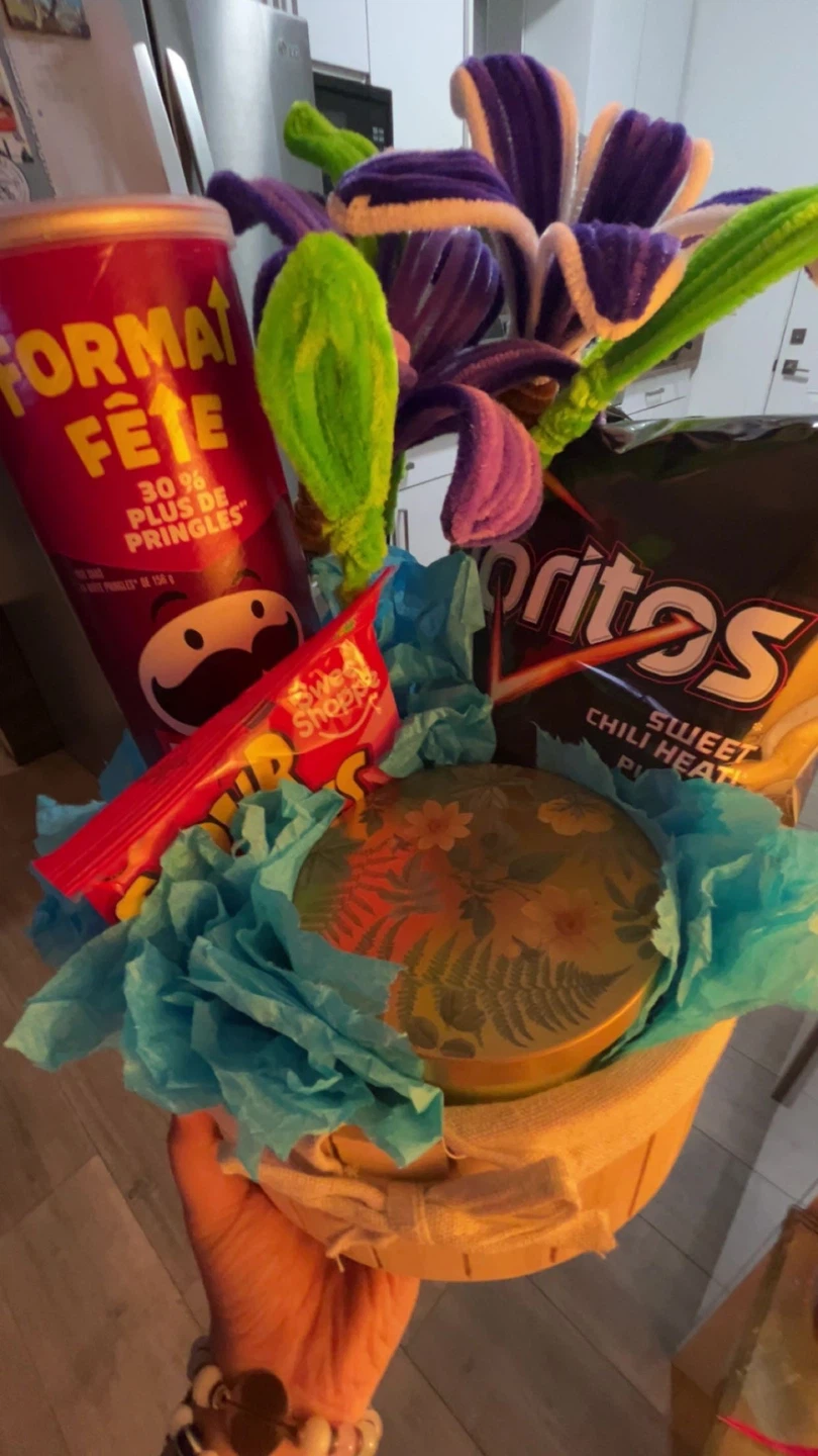 Customized gift hampers with handmade pipe cleaner flowers