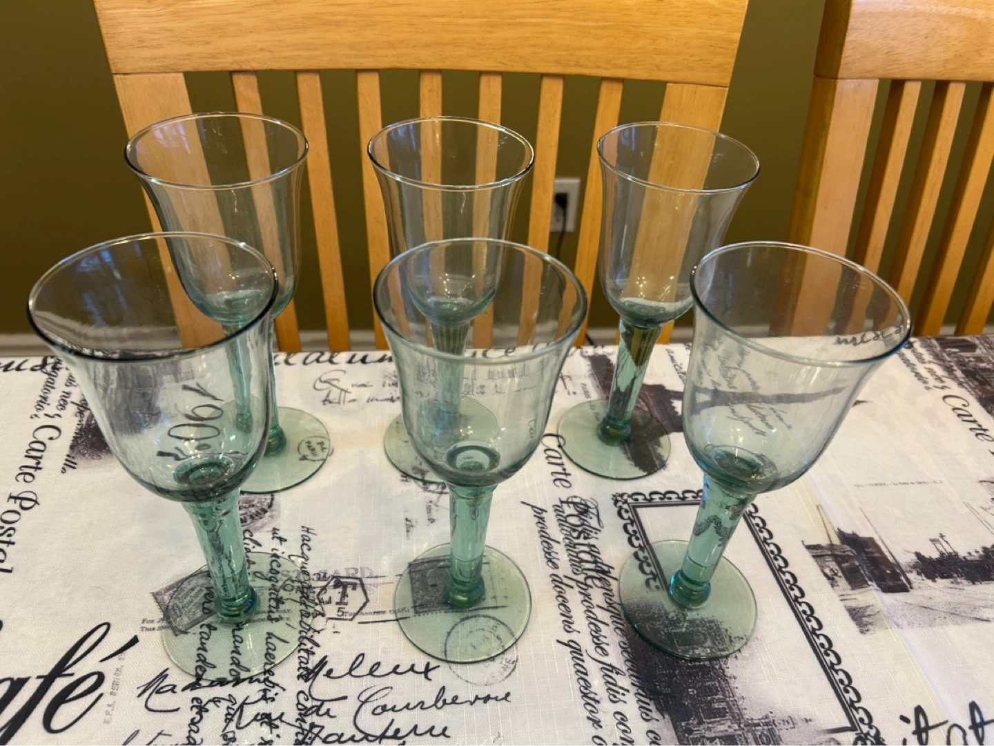 Set of 6 Green Glass Wine Glasses - photo 2