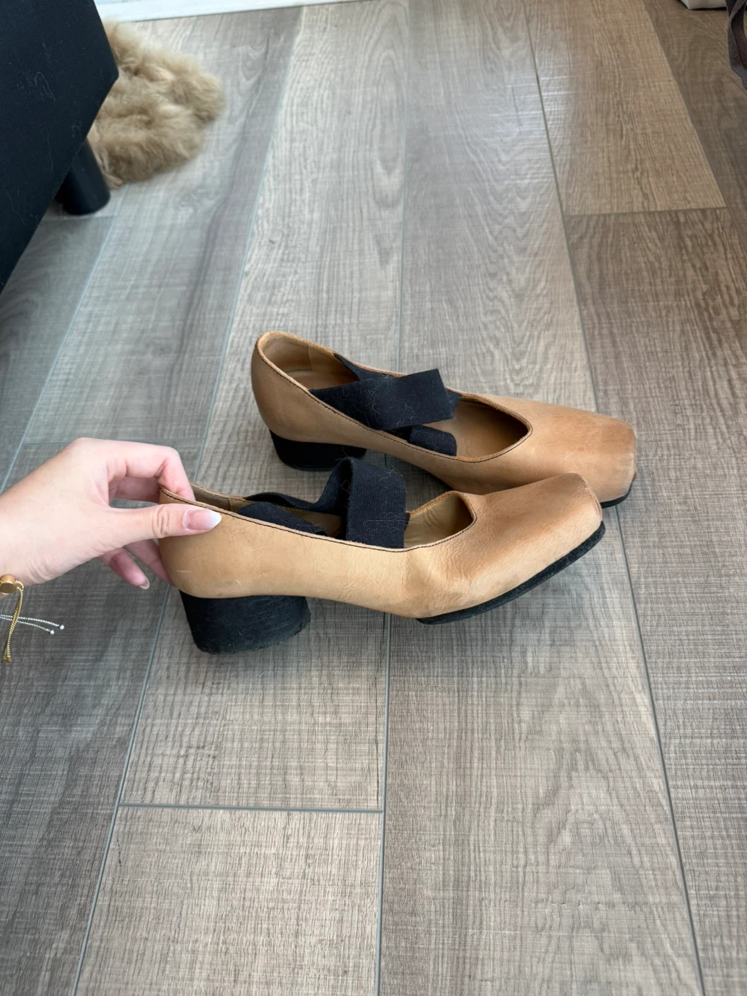 Tan leather Mary Jane block heel shoes size 36