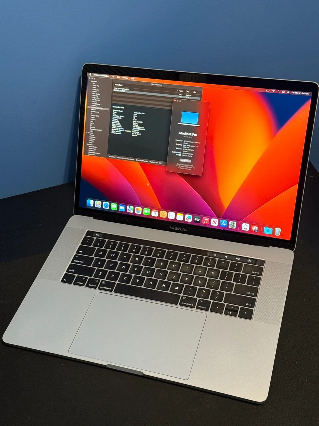 MacBook Pro 15-inch 2017 Touch Bar i7 1TB SSD NEW BATTERY