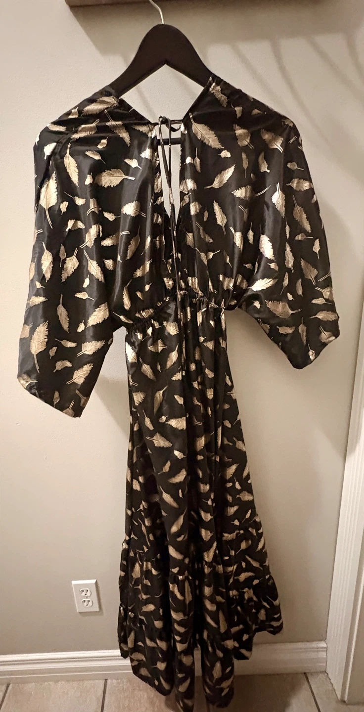 Black and Gold Feather Print Maxi Dress