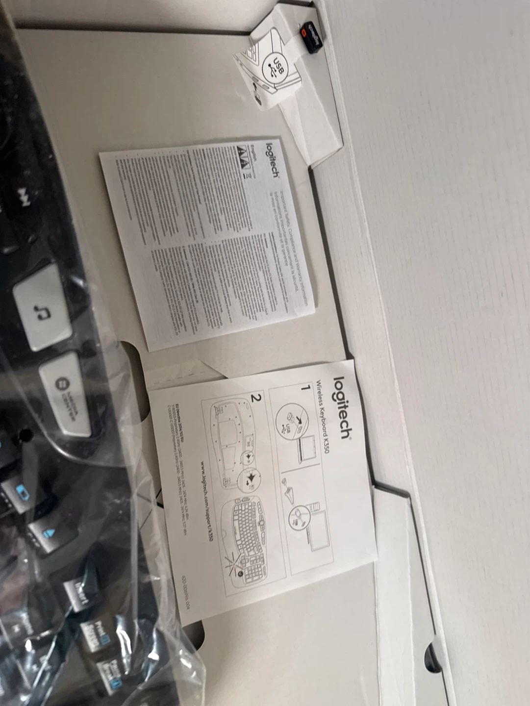 Logitech Wireless Keyboard K330 - photo 4