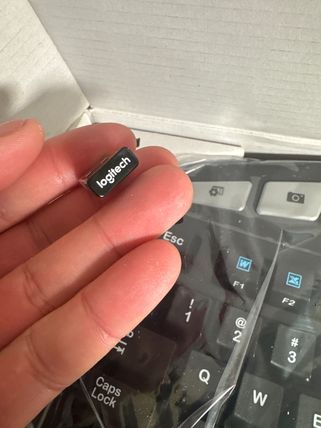Logitech Wireless Keyboard K330 - photo 2