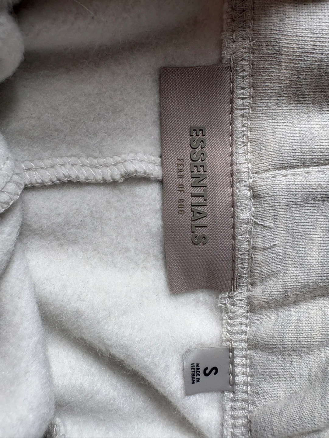 Fear of God Essentials Shorts Dark Oat - Size S (ONLY 2 LEFT!) - photo 4