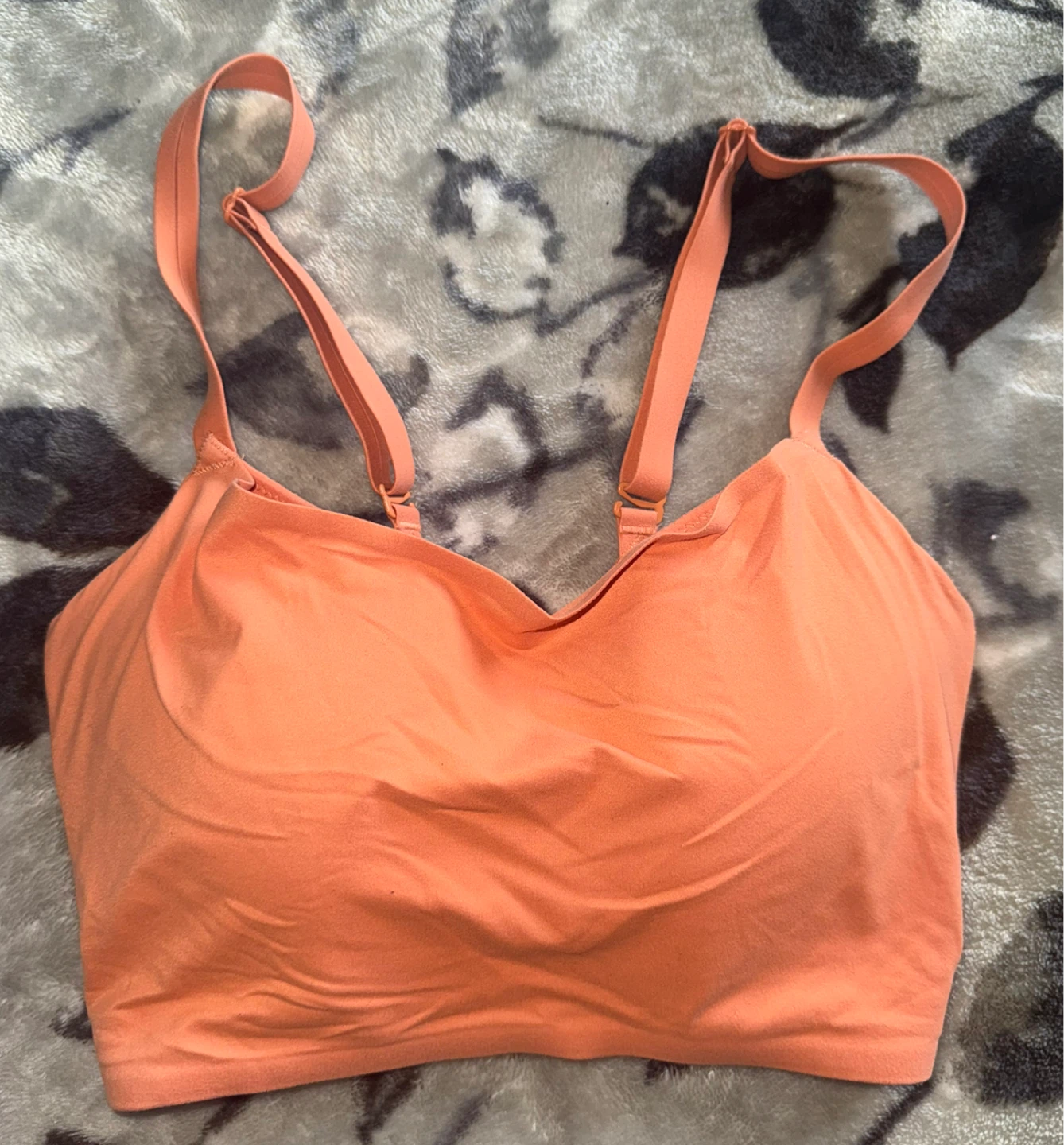 Nike Dri-FIT Sports Bra Peach