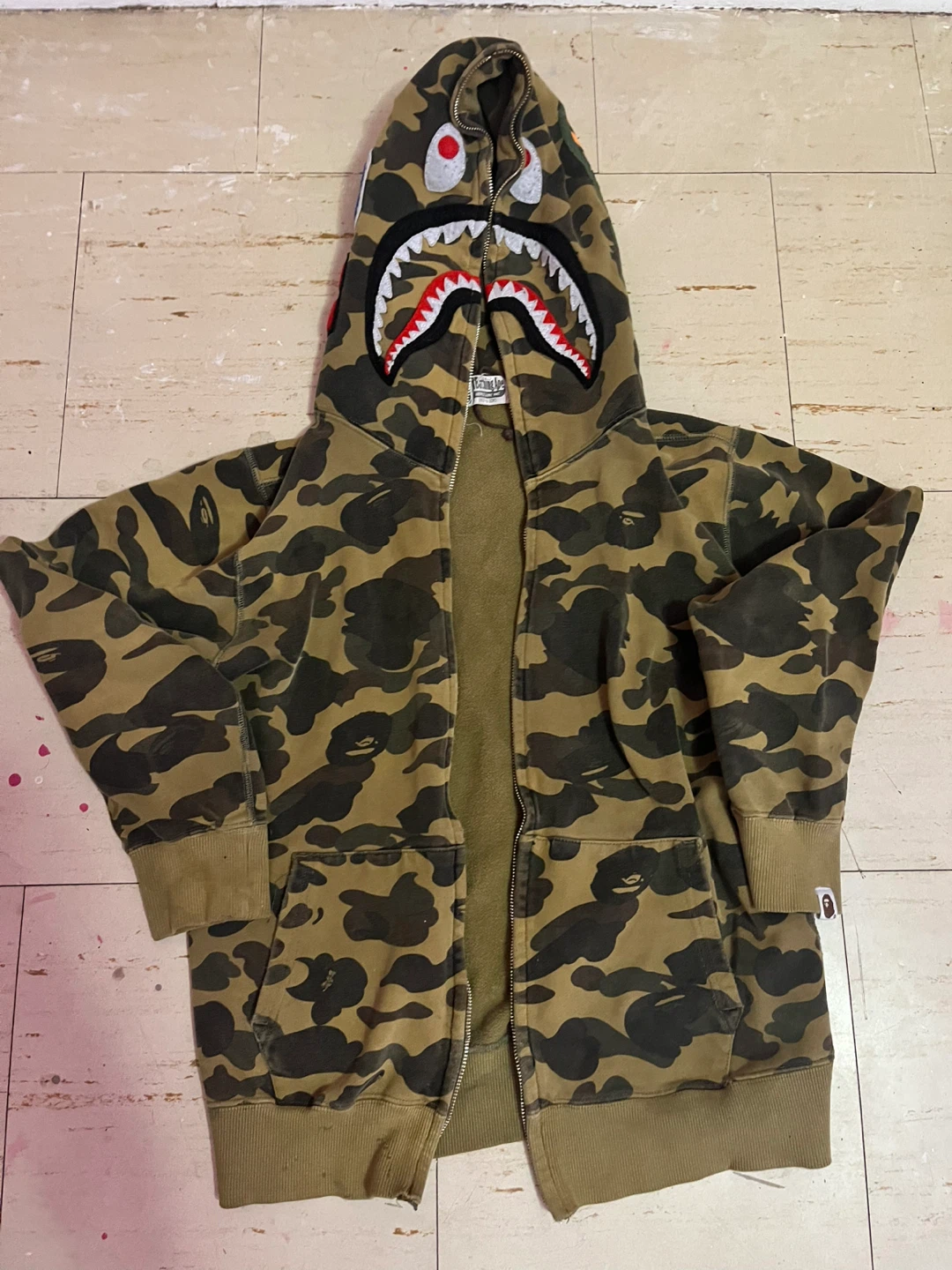 A Bathing Ape Camo Shark Hoodie (Cannot Zip!!!!!)