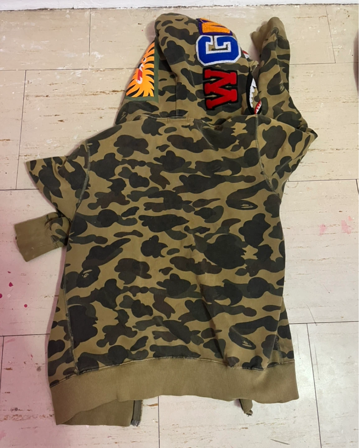A Bathing Ape Camo Shark Hoodie (Cannot Zip!!!!!) - photo 2