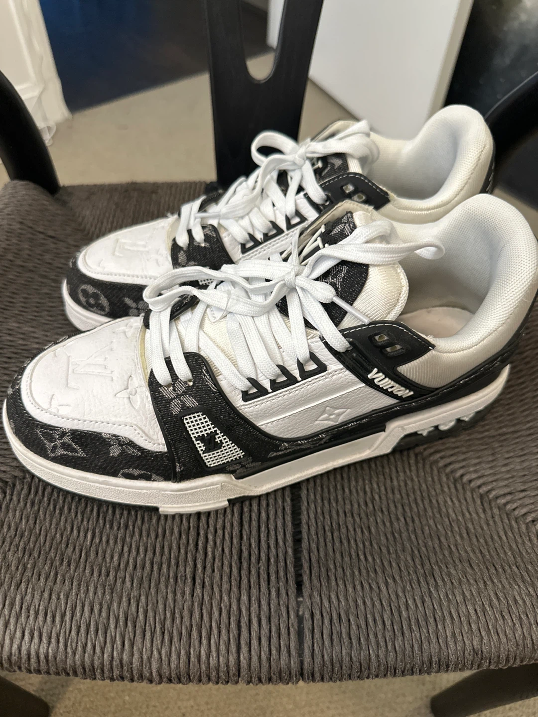 Louis Vuitton Sneakers