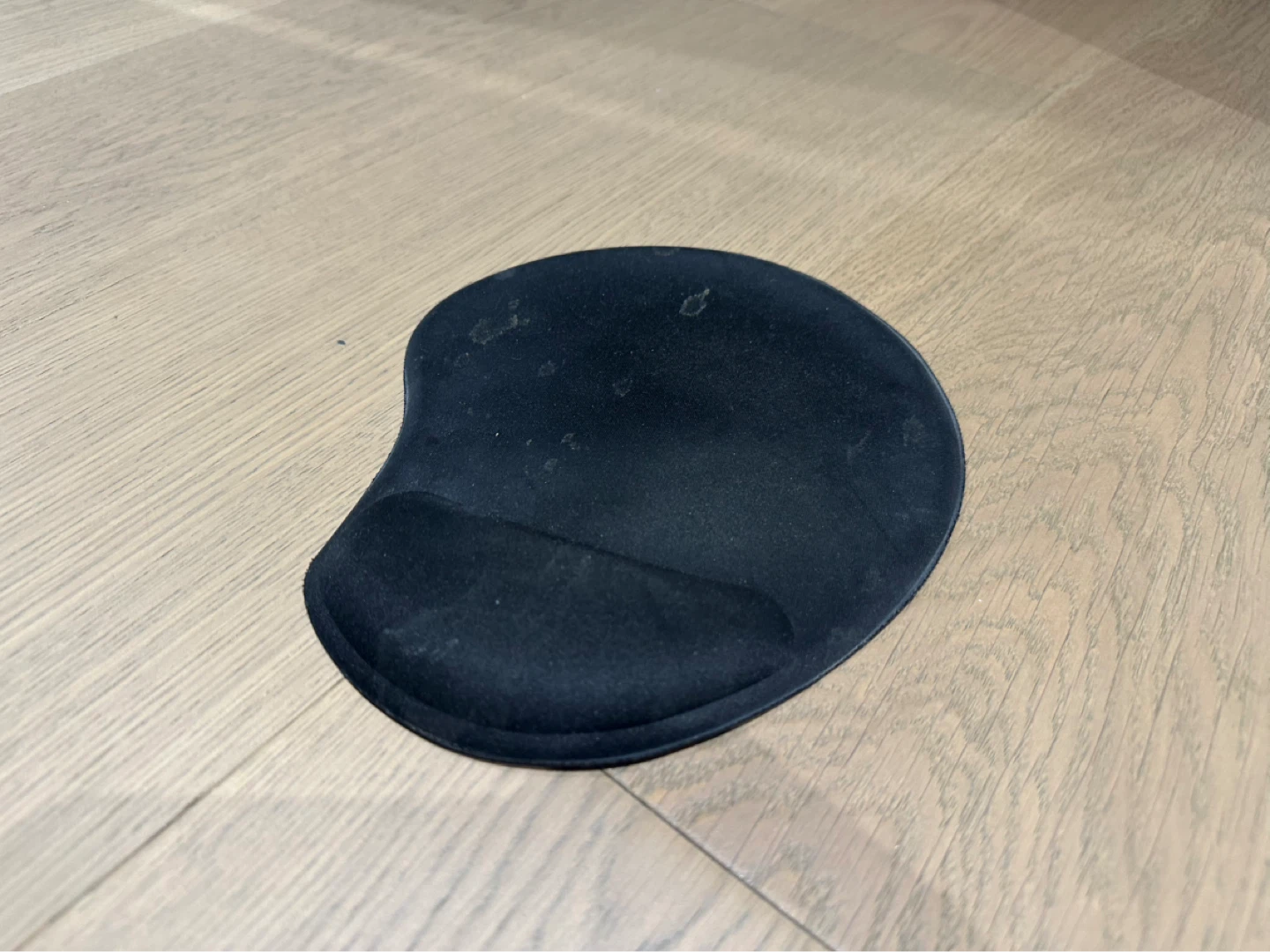 Black Ergonomic Wrist Rest Mouse Pad