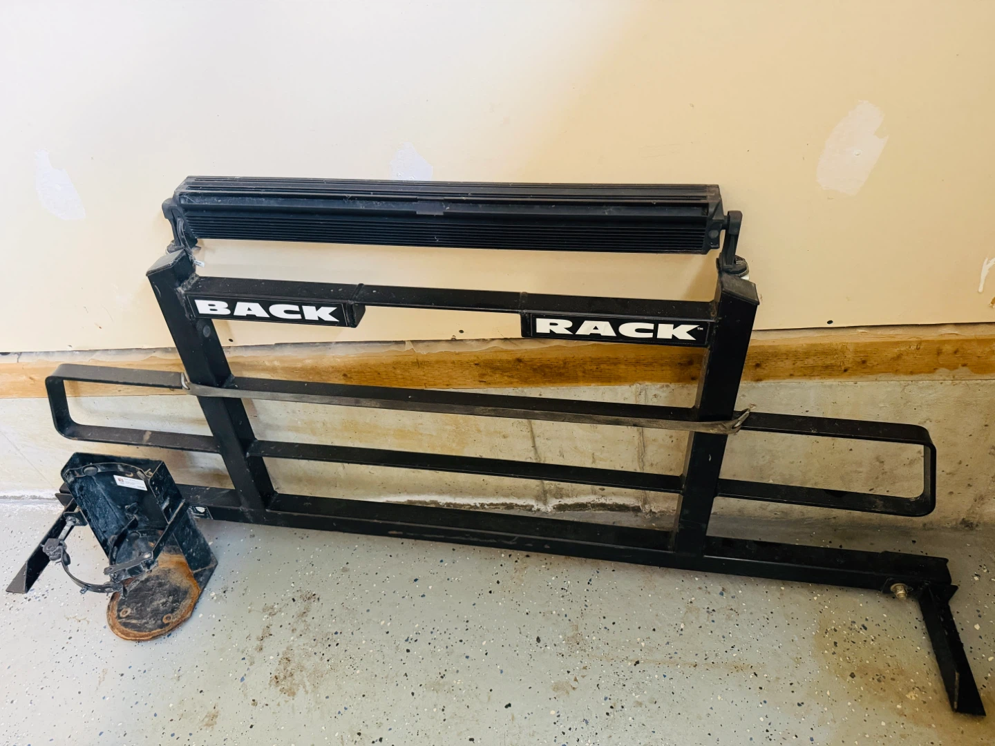 Back Rack Truck Bed Rack with Light Bar - photo 2