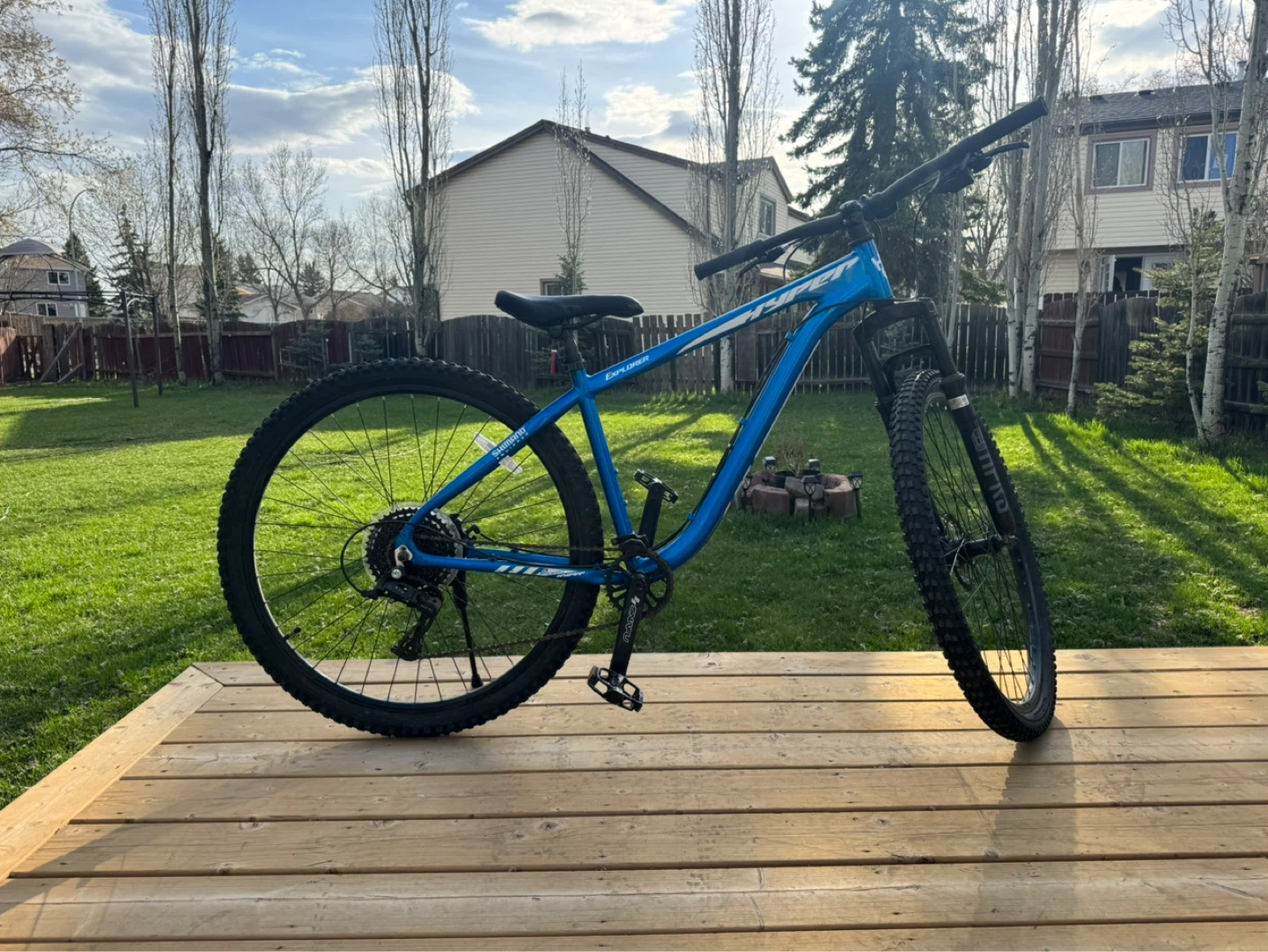 Hyper Explorer Blue Mountain Bike