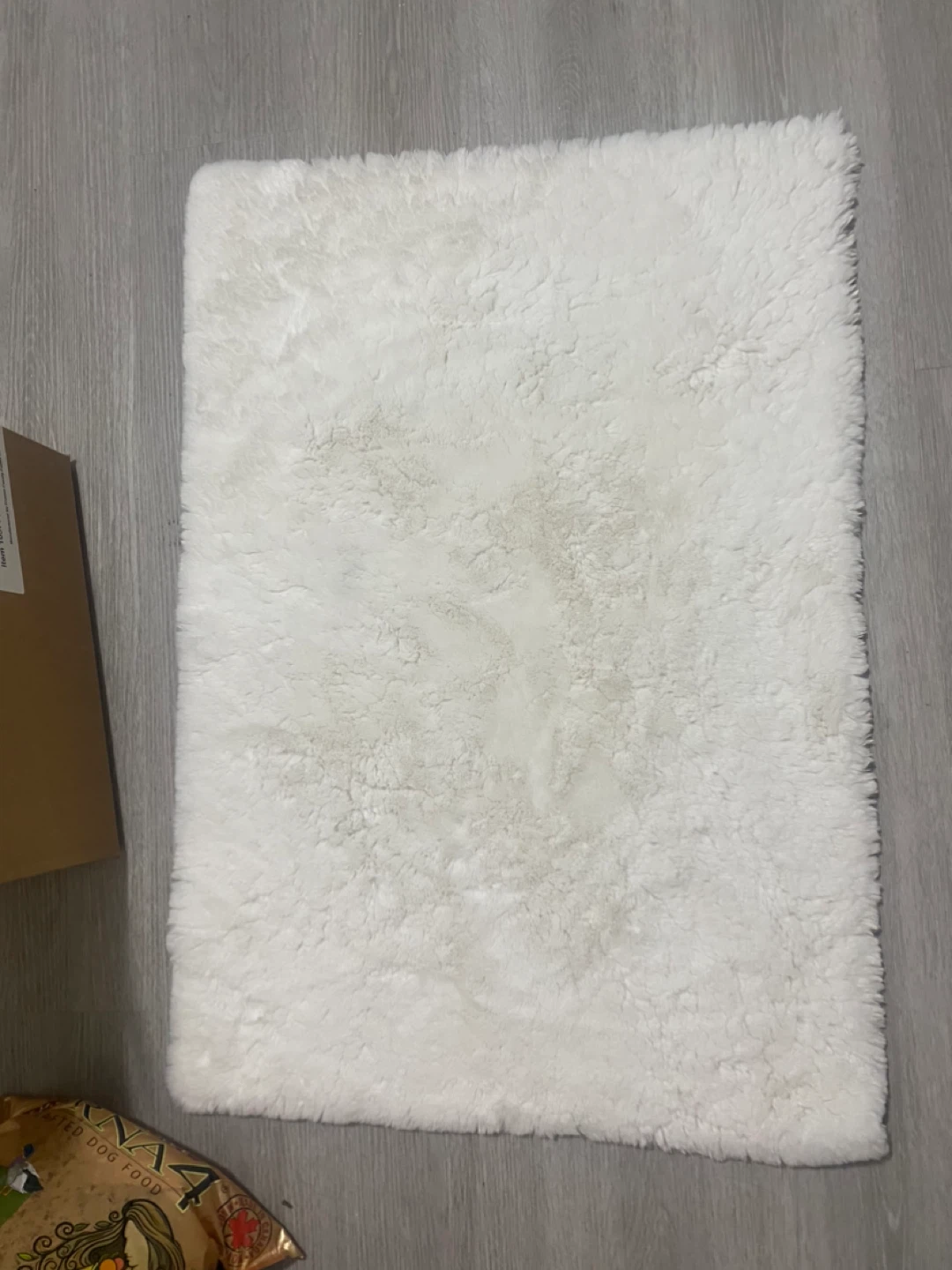 White Faux Sheepskin Rug - photo 2