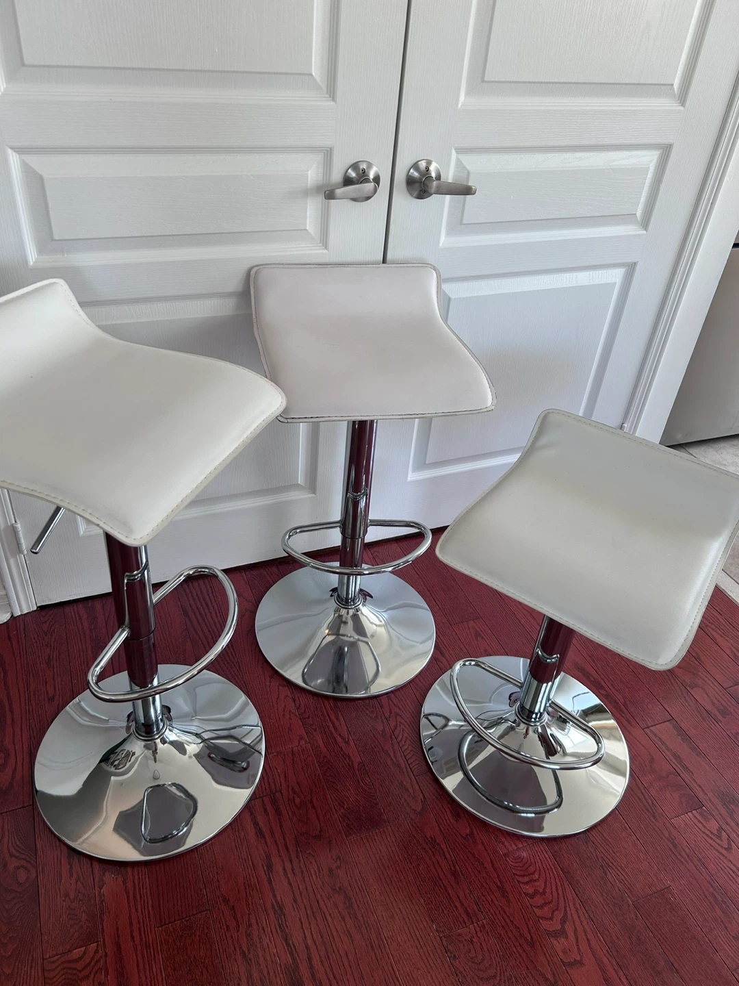 Bar Stools MOVING SALE - photo 2