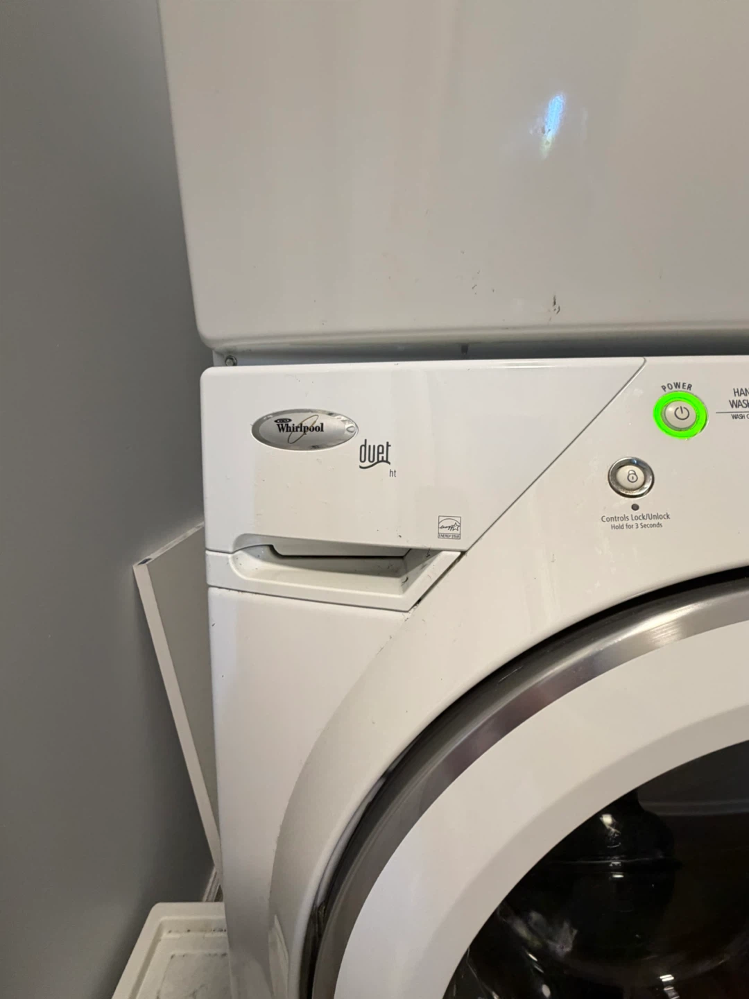 Whirlpool Duet HT Washer & Gas Dryer Set