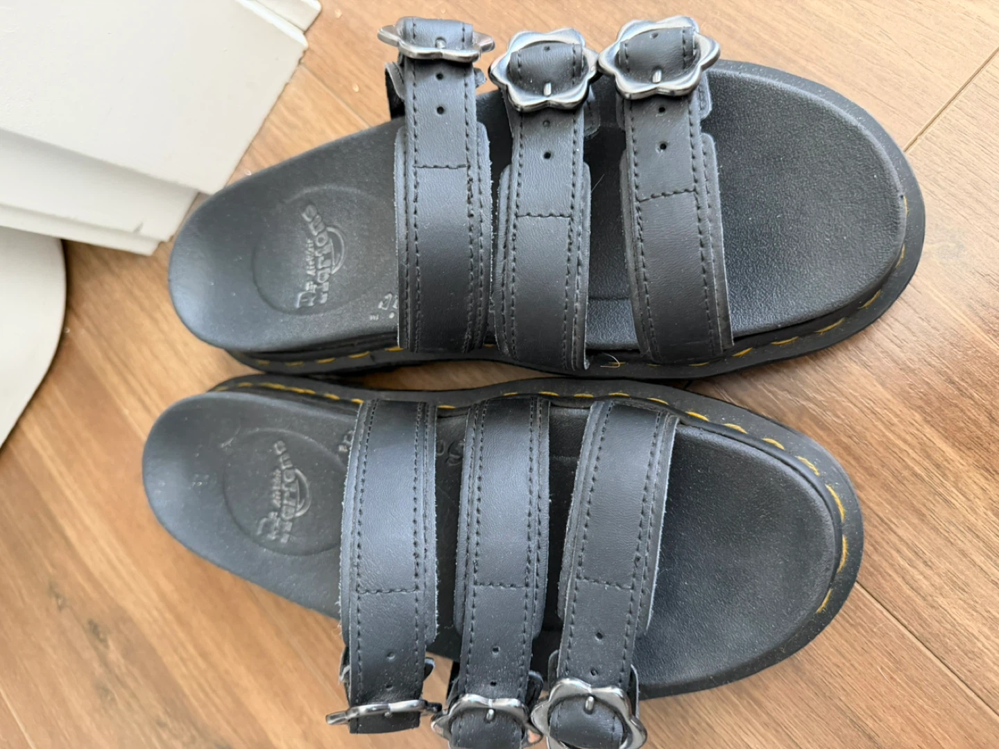 Dr. Martens Blaire Slide Flower Sandals Black Size US L 7 - photo 2