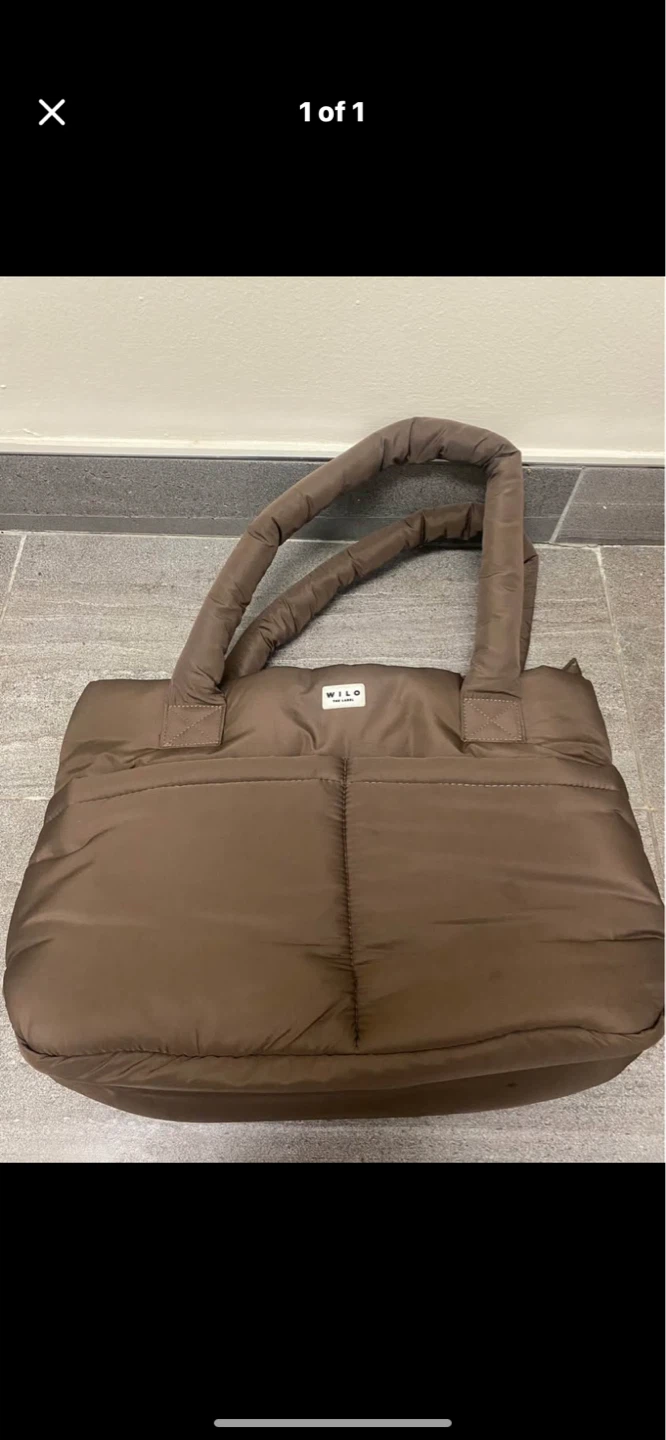 Wilo The Label Puffer Tote Bag