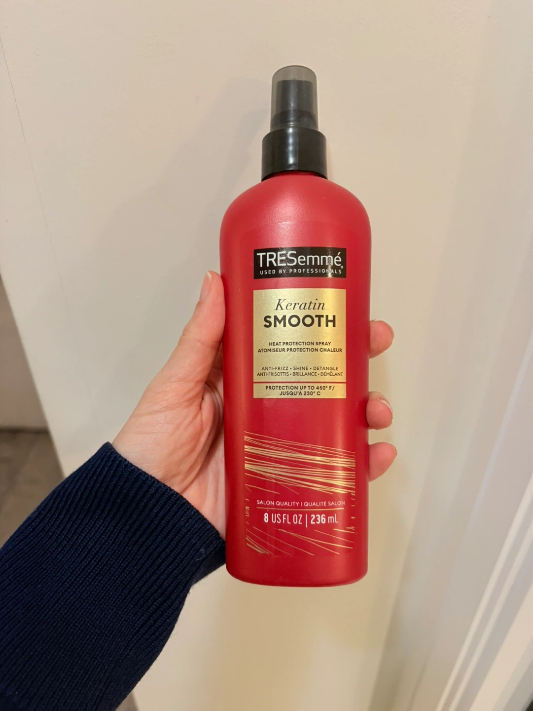 TRESemmé Keratin Smooth Heat Protection Spray 236 ml - photo 2