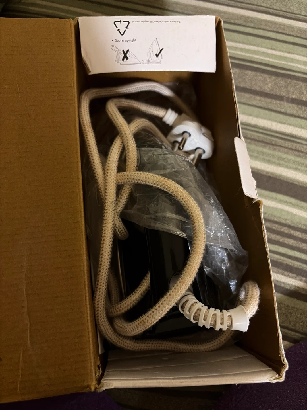 Philips GC 83 Dry Iron - photo 2