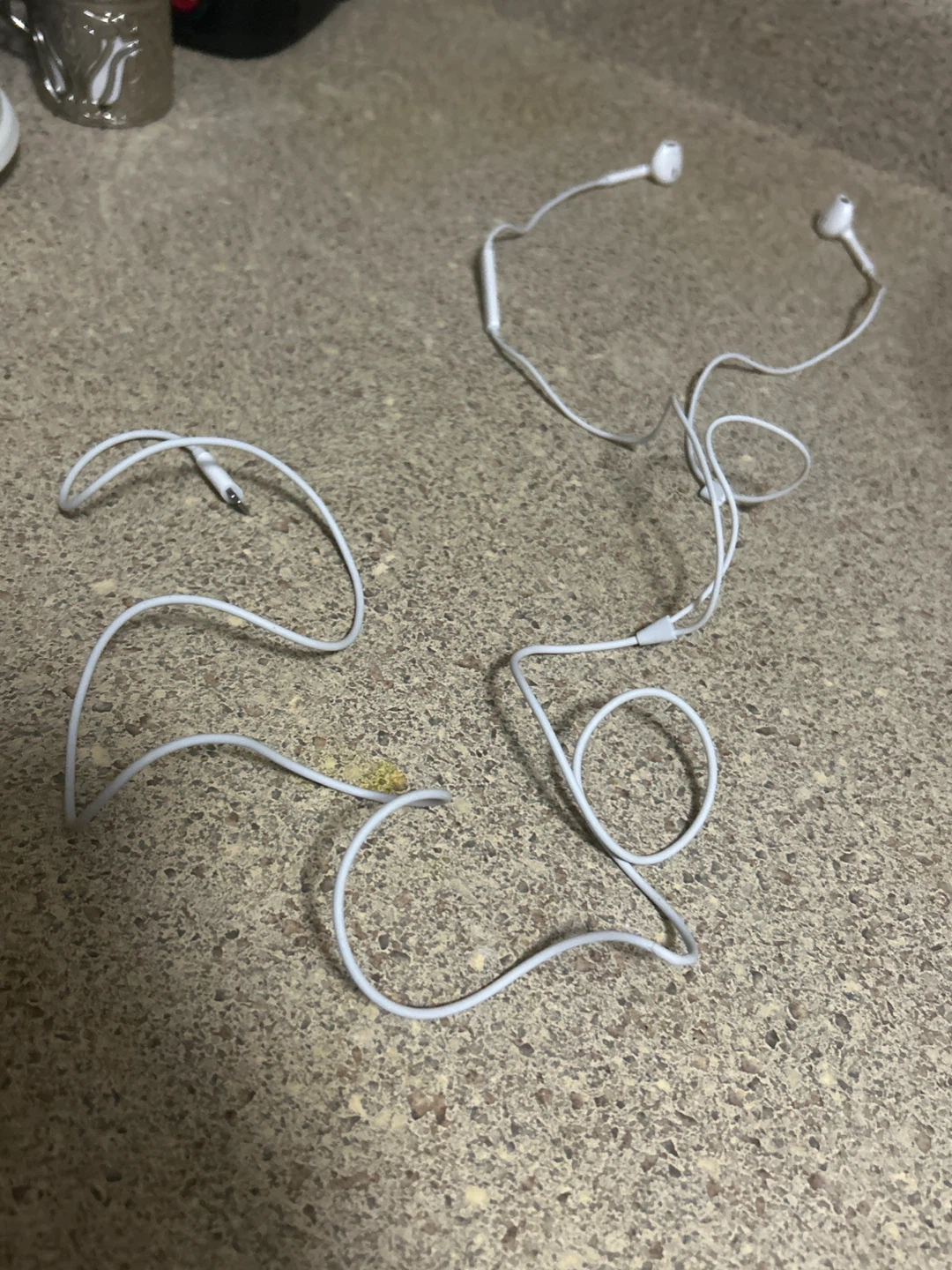 Apple EarPods Wired Headphones