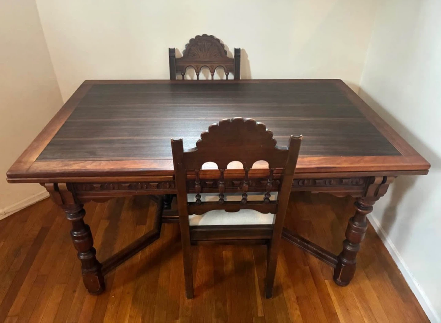 POTTERY BARN EXTENDABLE DINING TABLE 4x NEWLY UPHOLSTERED CHAIRS