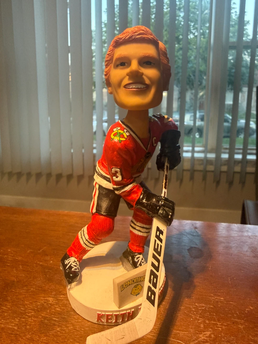 Kick 10 Denis Savard Chicago Blackhawks Bobblehead 1969-80