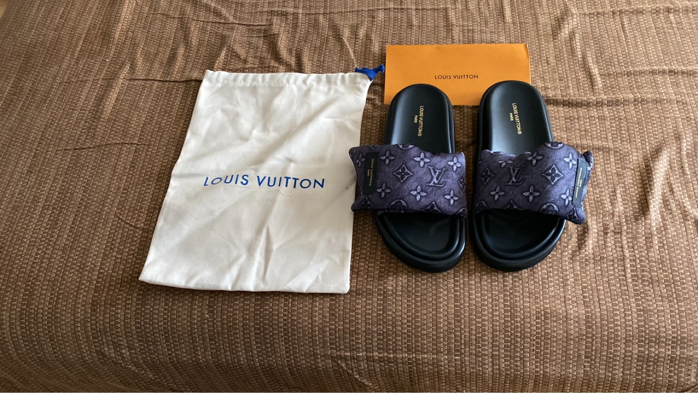 Louis Vuitton Monogram Slides with Dust Bag