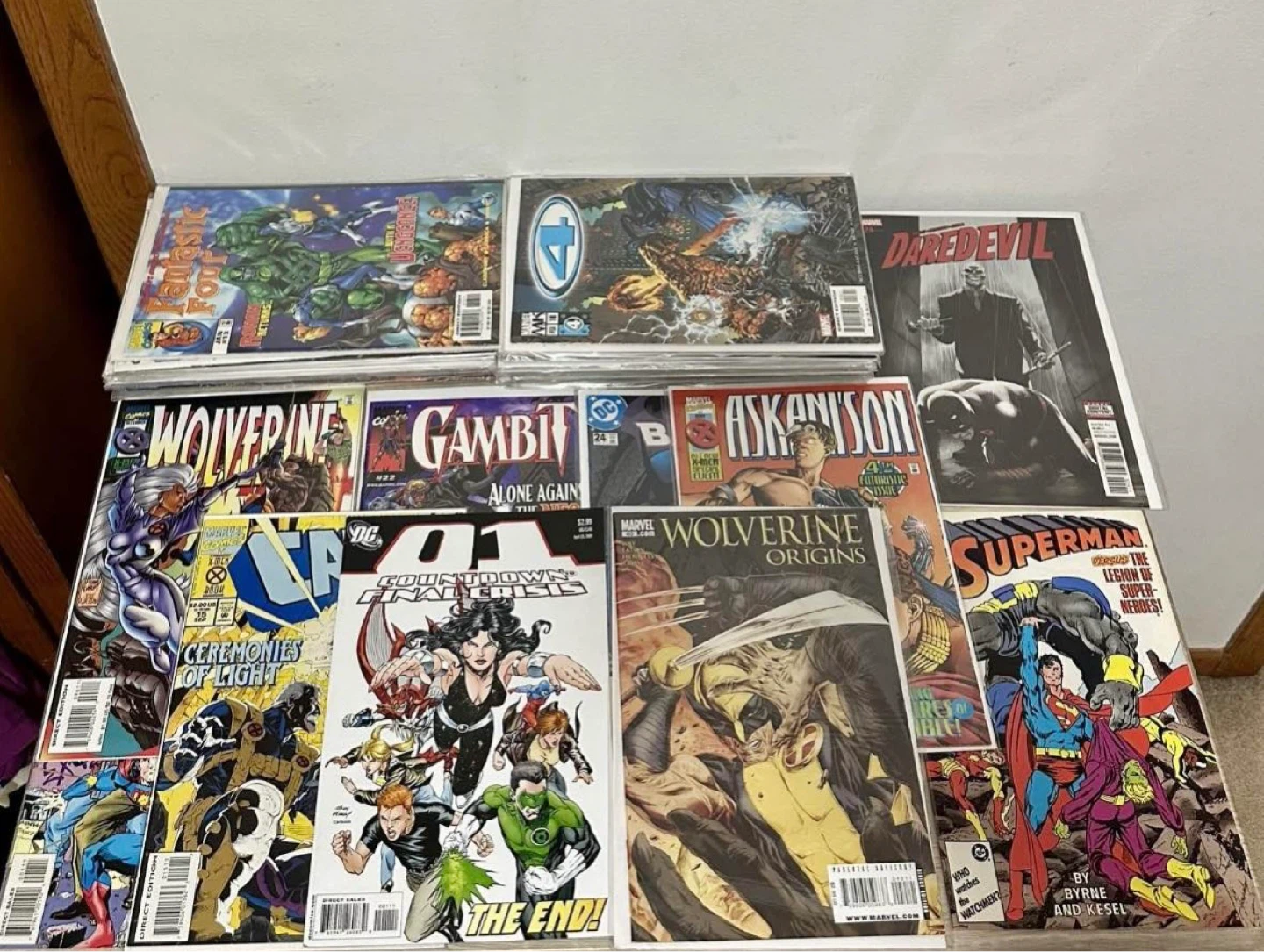 Huge Mixed Lot Of Marvel & DC Comic Books