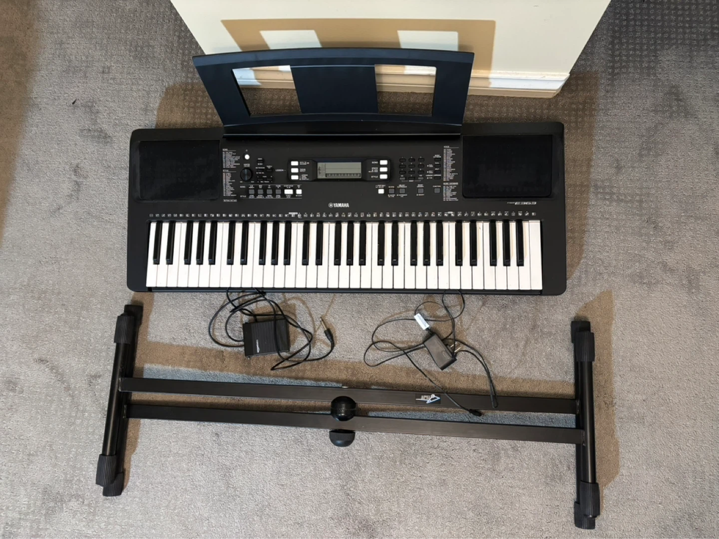 Yamaha PSR-E363 Digital Keyboard with Stand